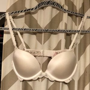 VS pink bra 34b